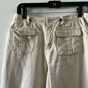Forever 21 woman Cream Cargo Pocket Pants